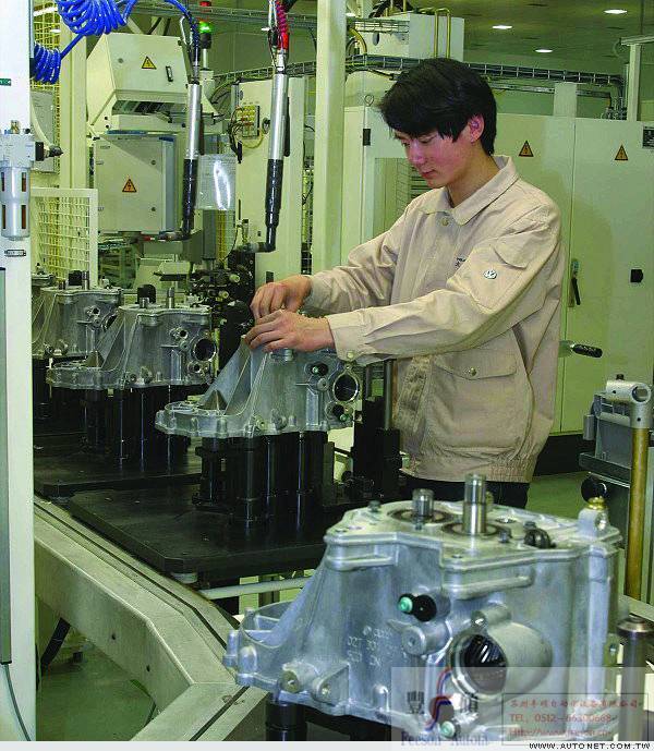 Automobile gearbox assembly line